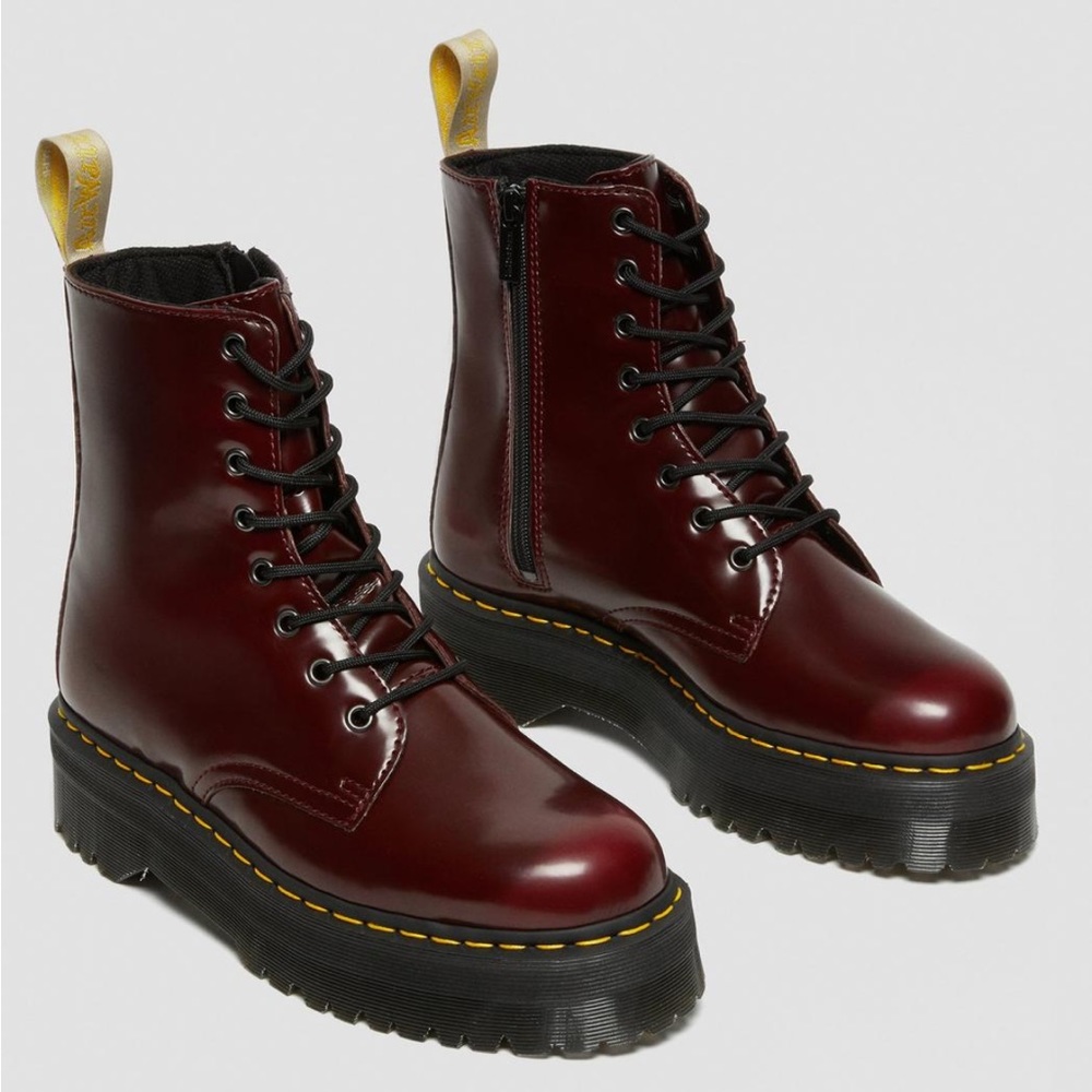 Dr. Martens vegan Jadon II